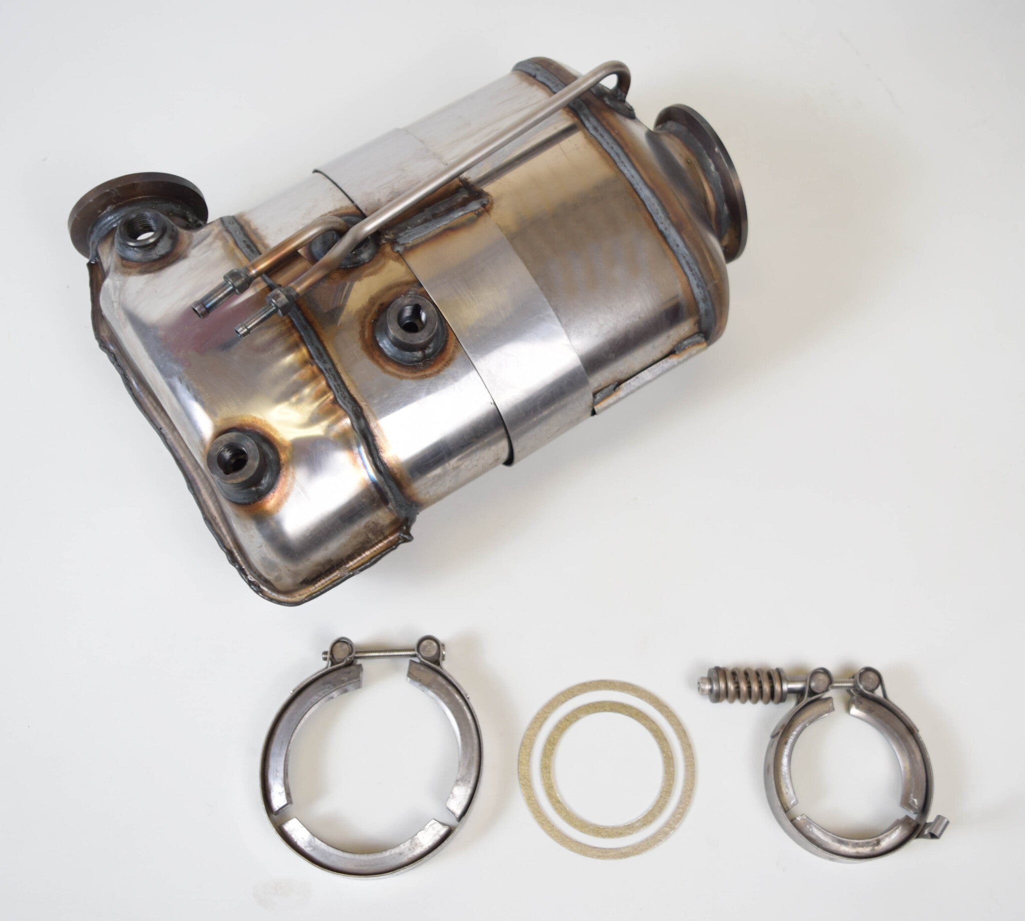 DPF830